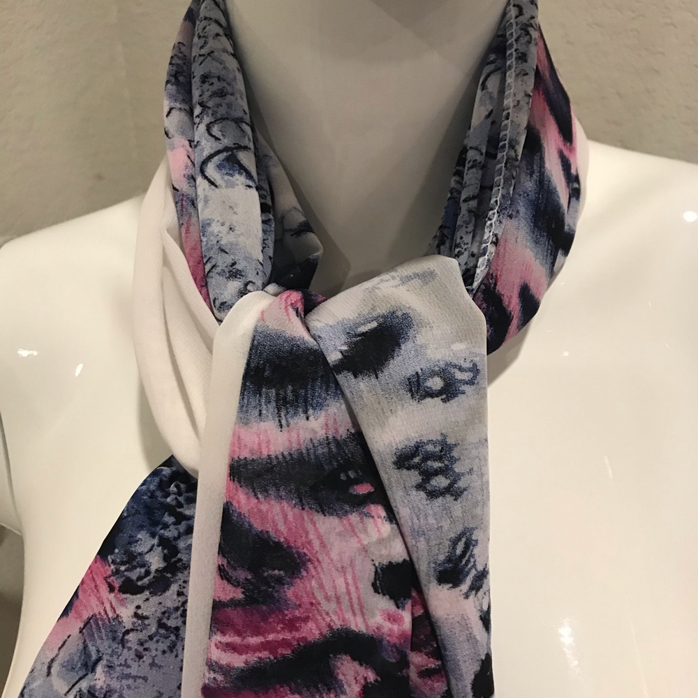 Pink Animal Pattern Scarf